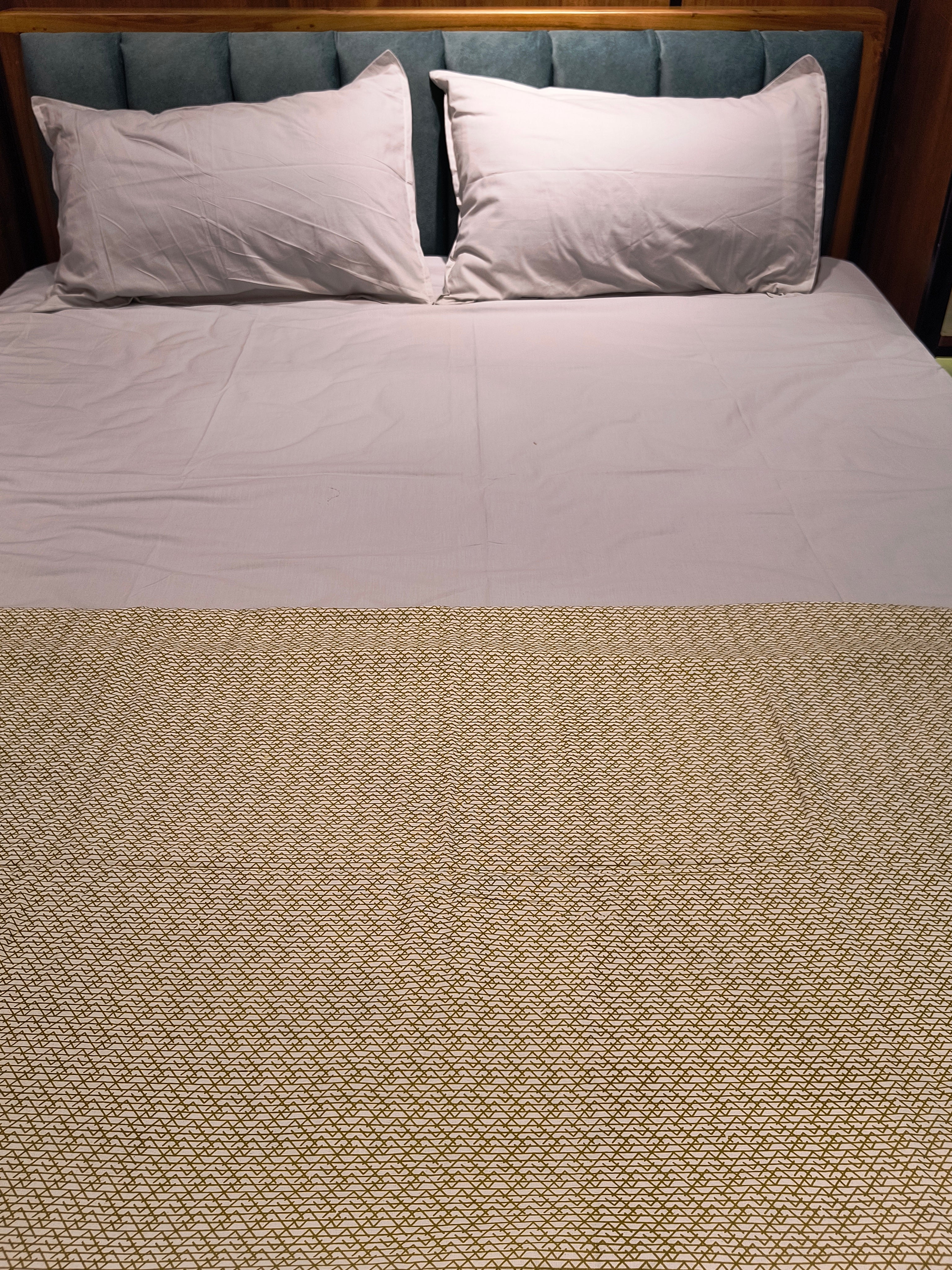 Reversible Single Dohar