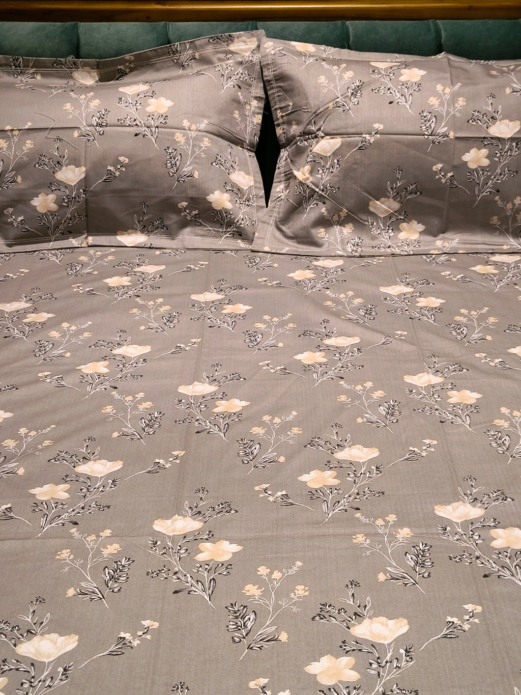 Soft Cotton King Size Bedsheet Set
