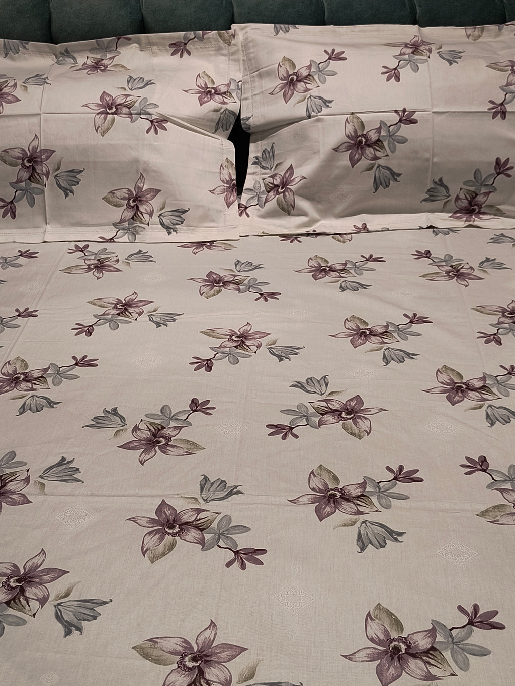 Soft Cotton King Size Bedsheet Set