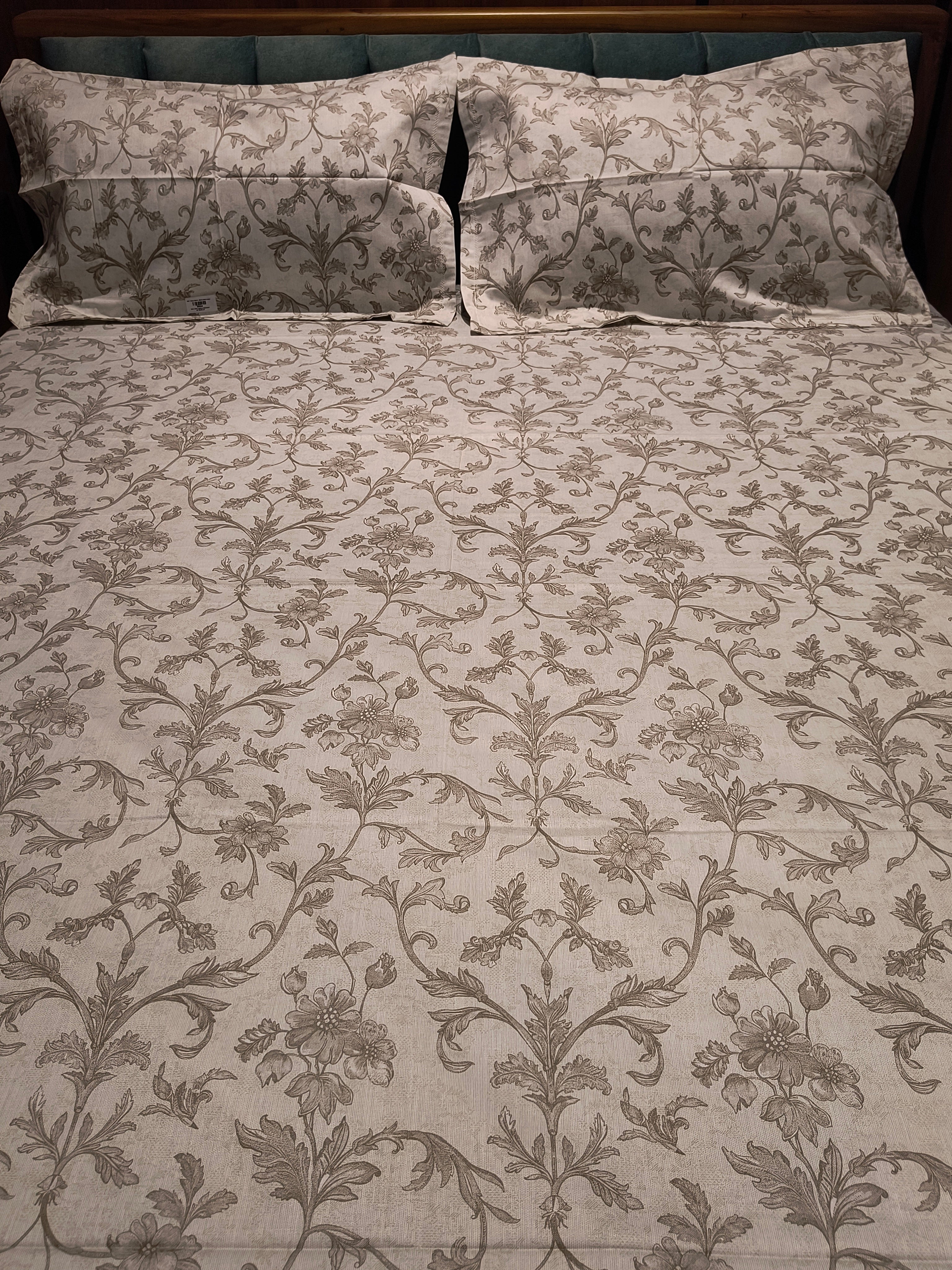 Soft Cotton King Size Bedsheet Set