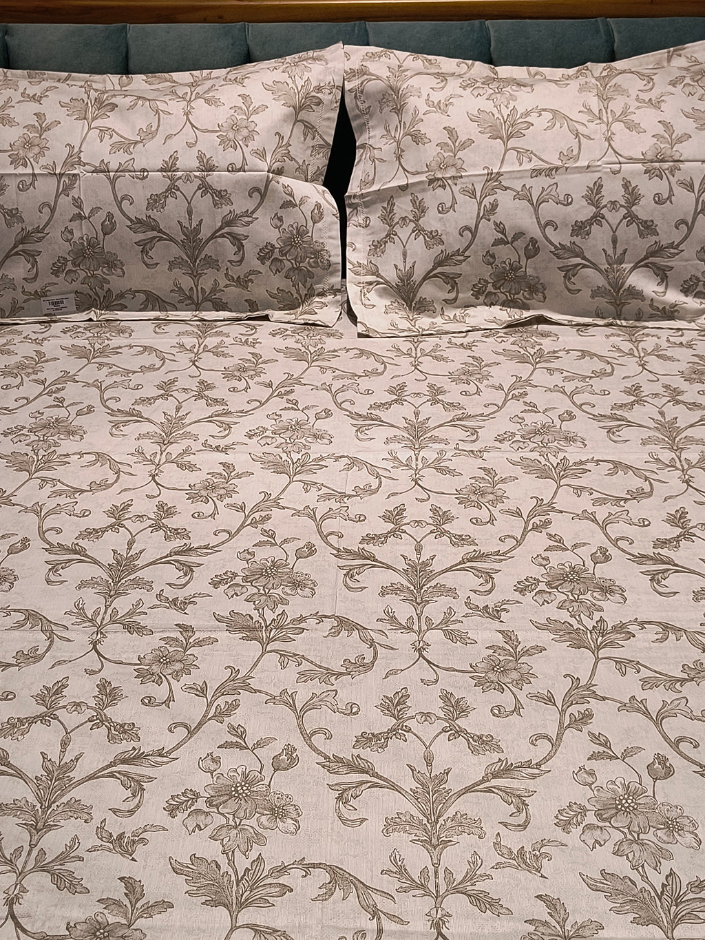 Soft Cotton King Size Bedsheet Set