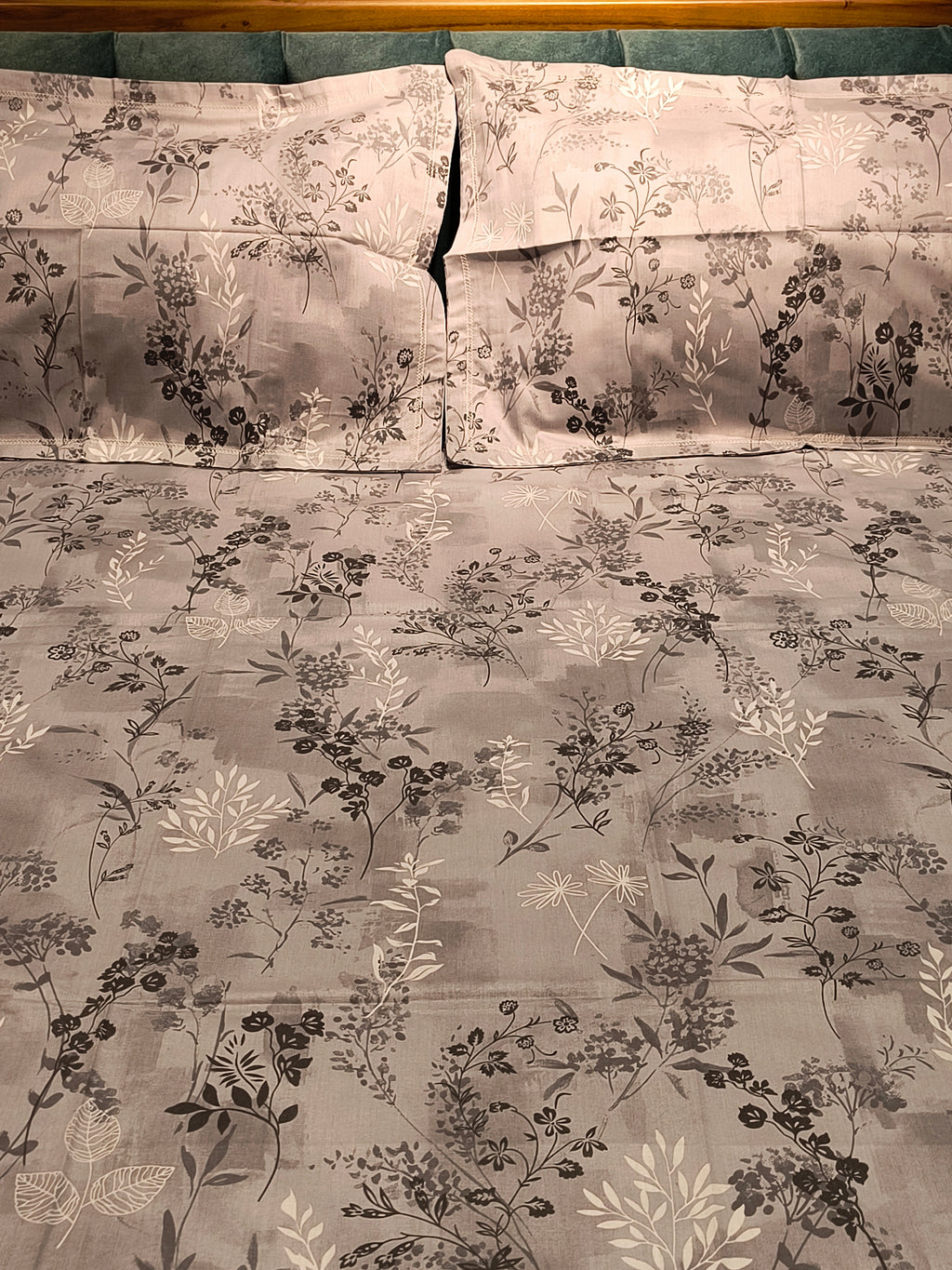 Soft Cotton King Size Bedsheet Set