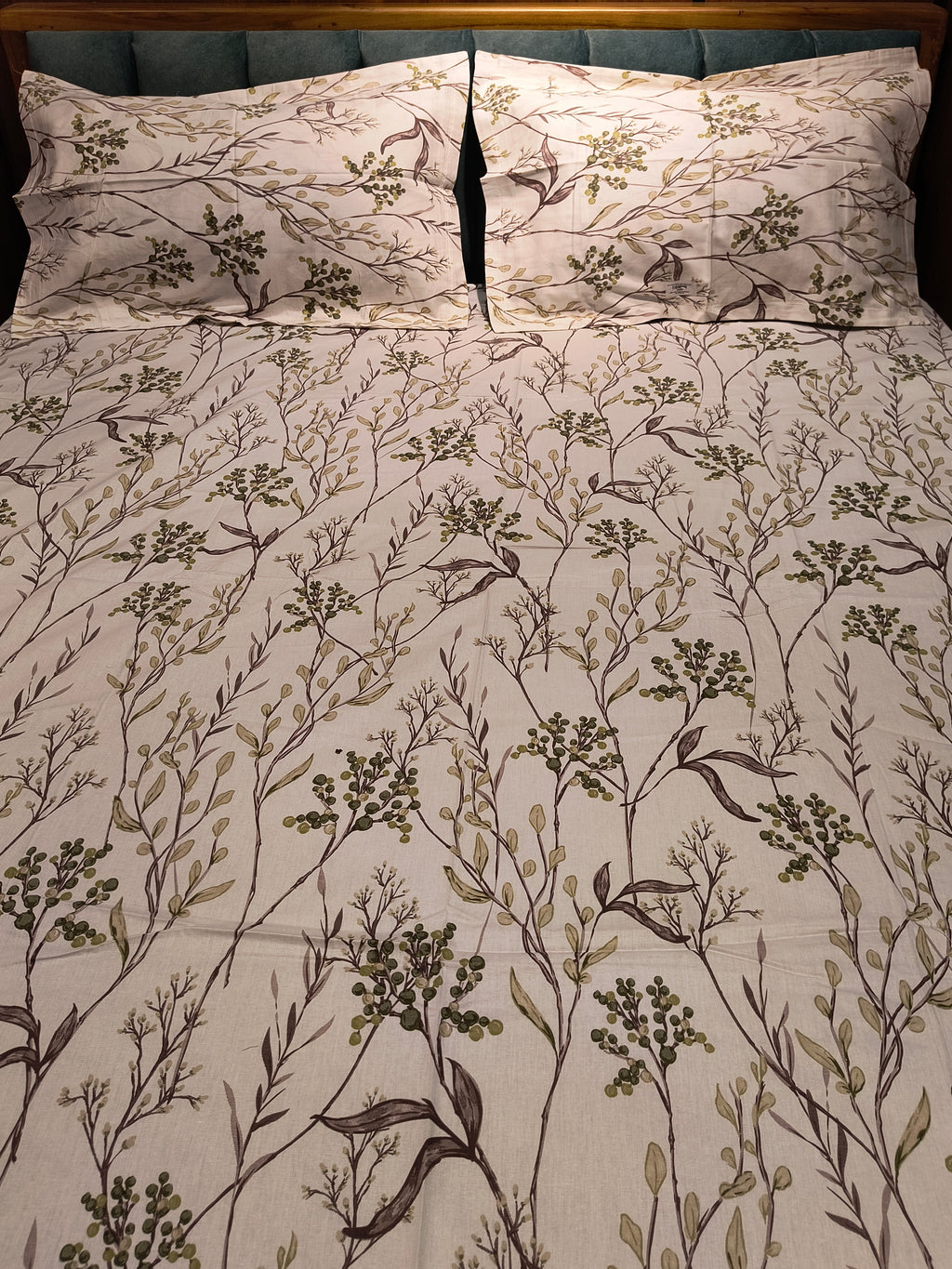 Soft Cotton King Size Bedsheet Set