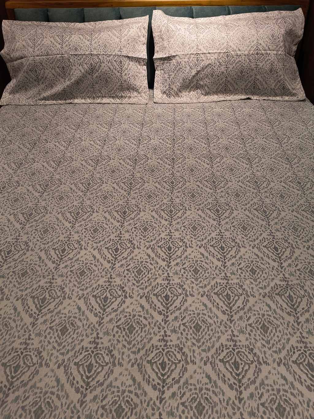 Soft Cotton King Size Bedsheet Set