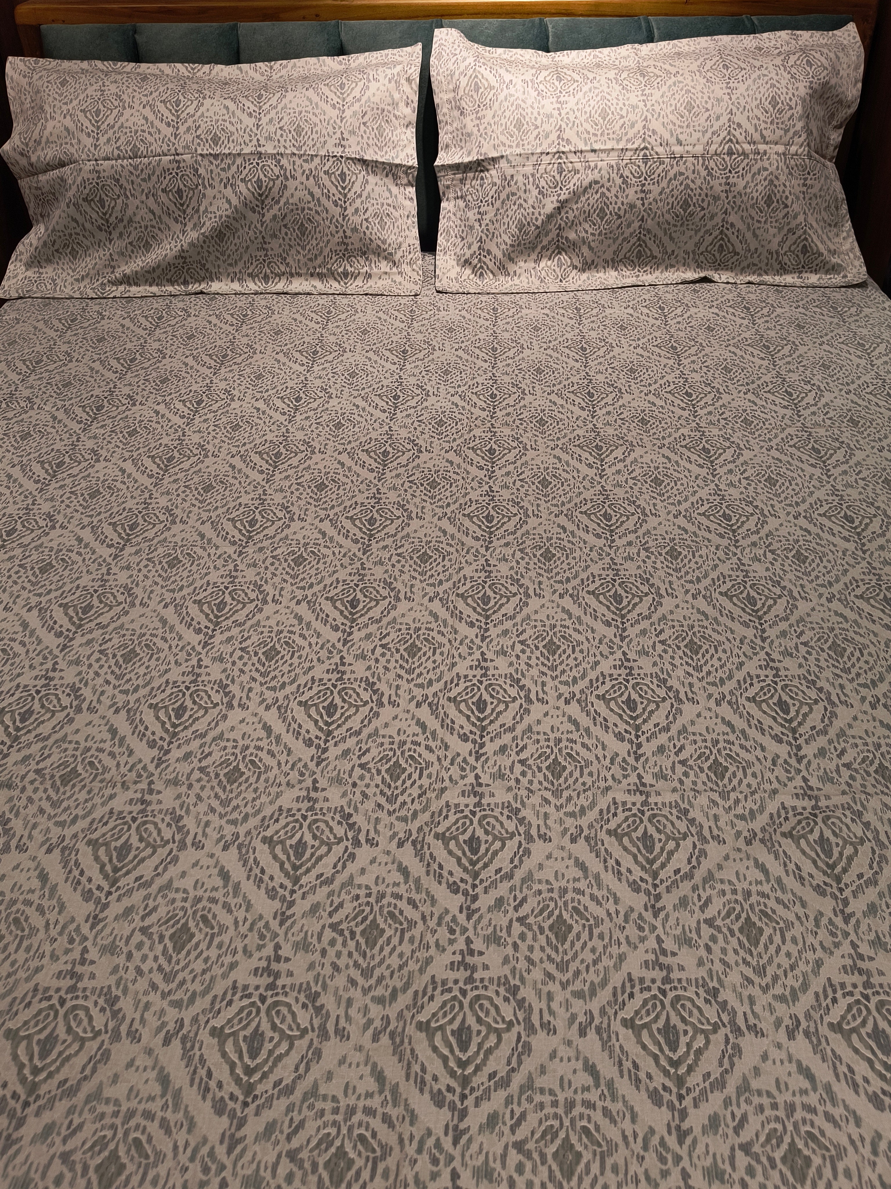 Soft Cotton King Size Bedsheet Set