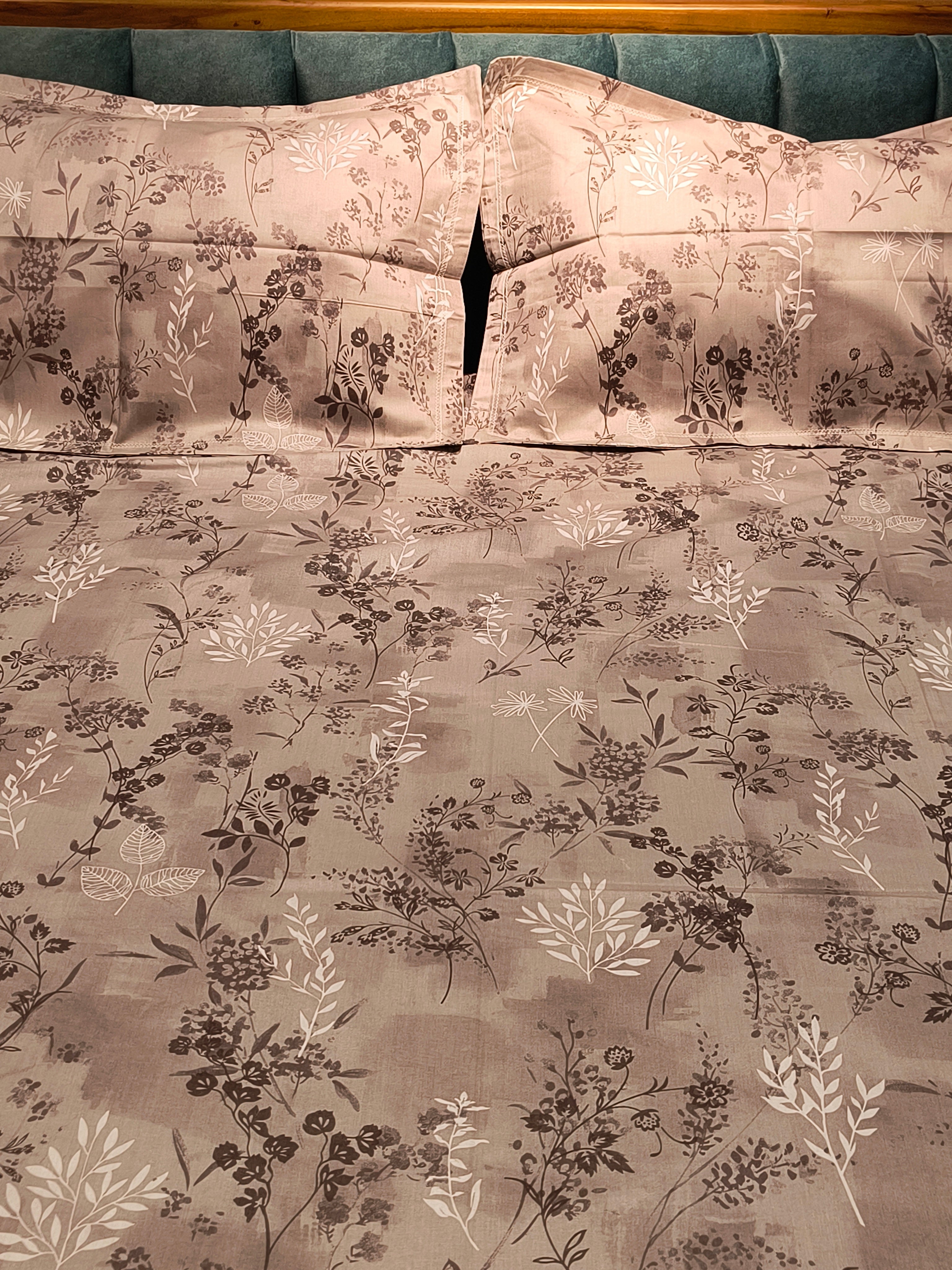 Soft Cotton King Size Bedsheet Set