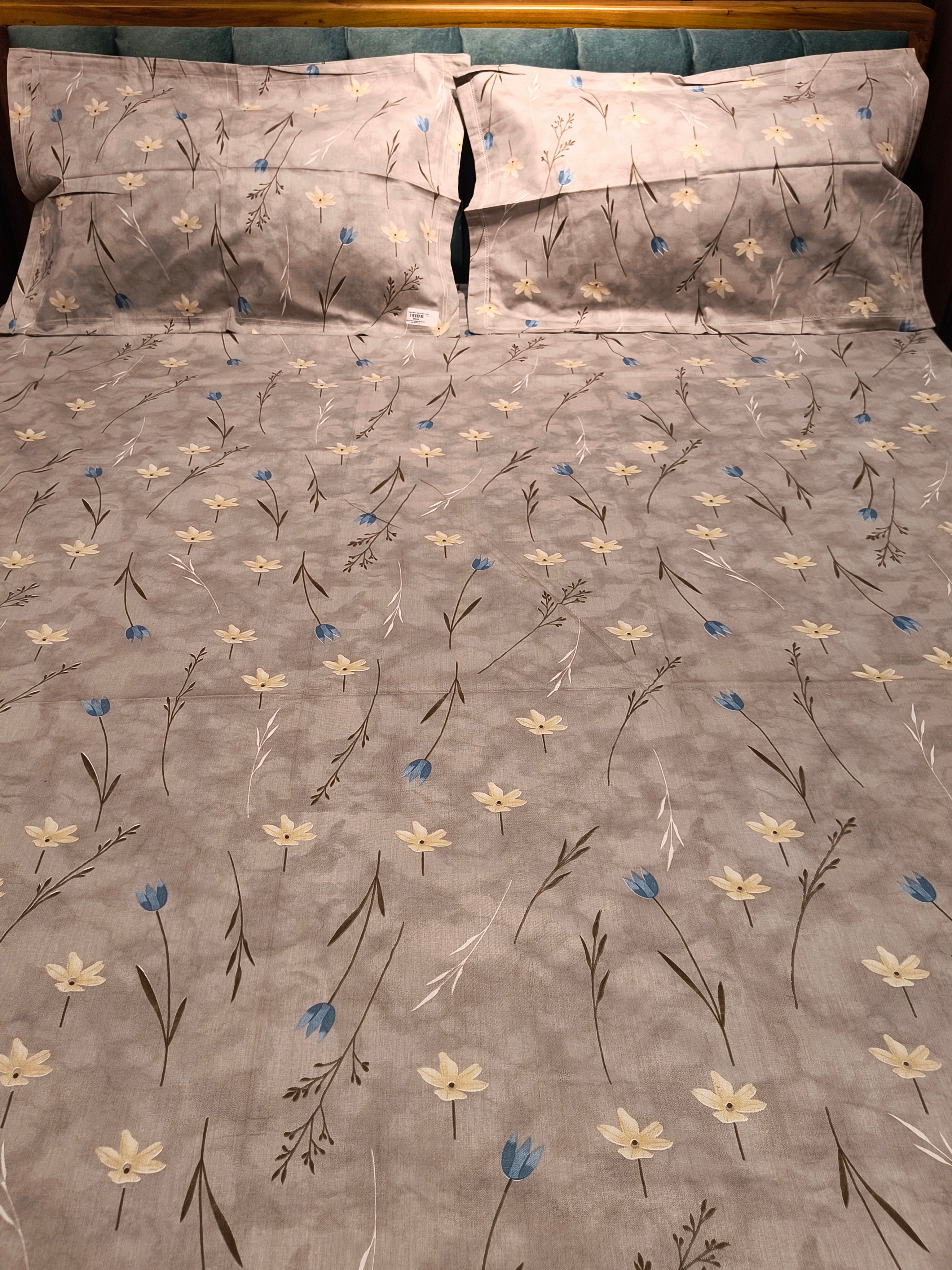 Soft Cotton King Size Bedsheet Set