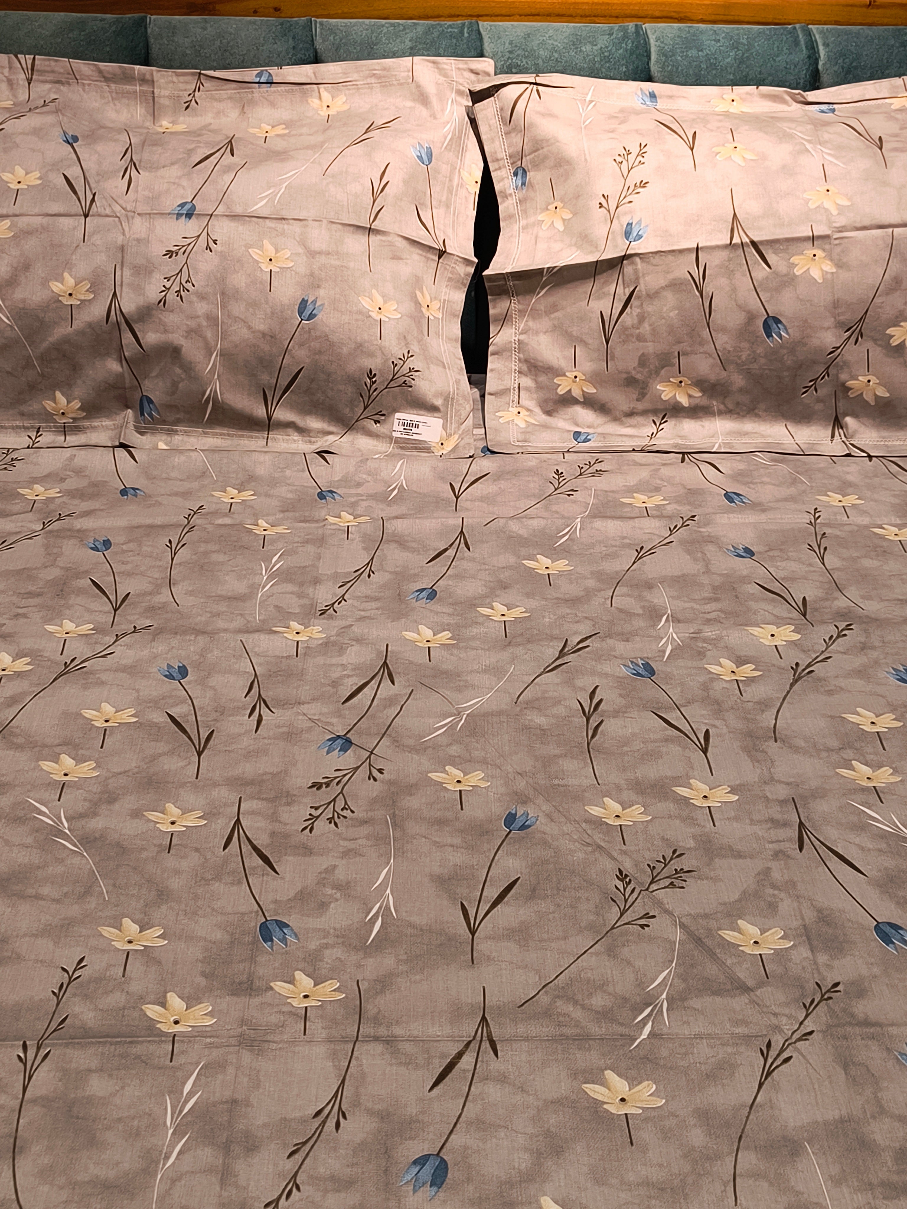 Soft Cotton King Size Bedsheet Set