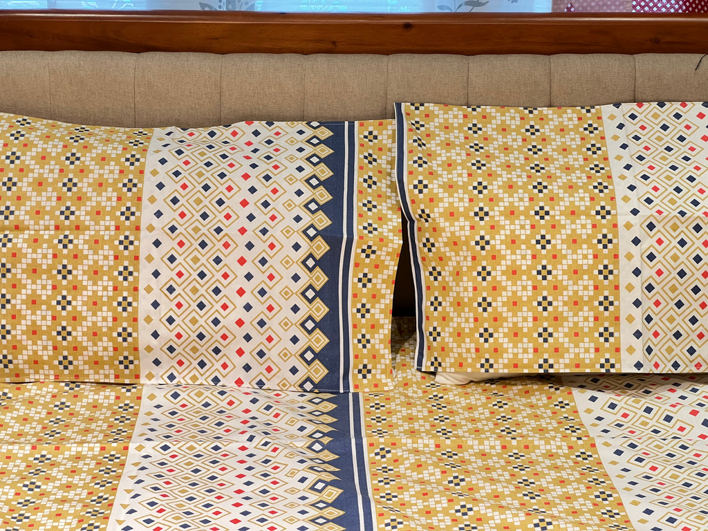 Queen Size Border Bedsheet