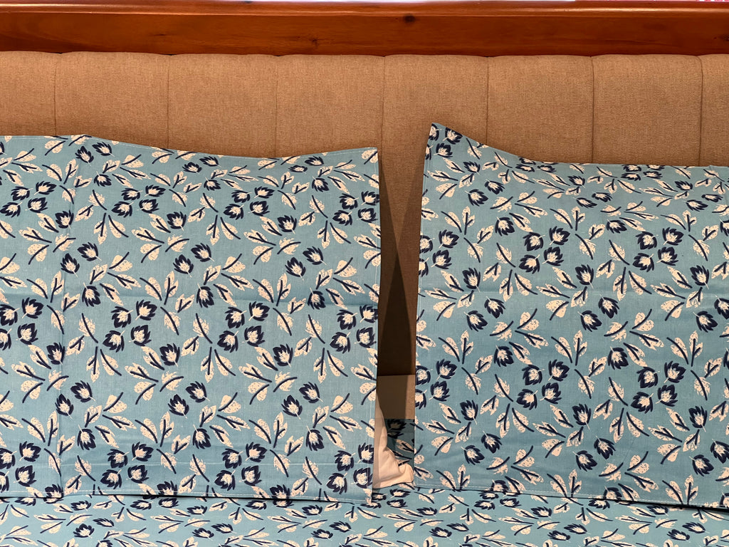 Queen Size Border Bedsheet