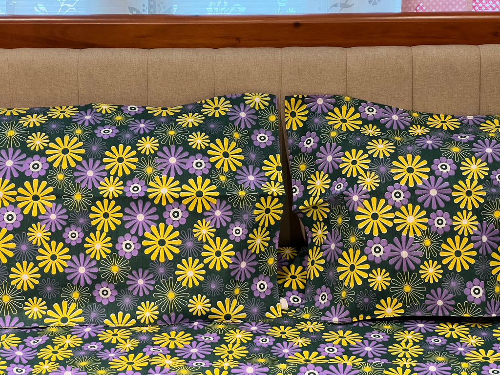 Queen Size Border Bedsheet