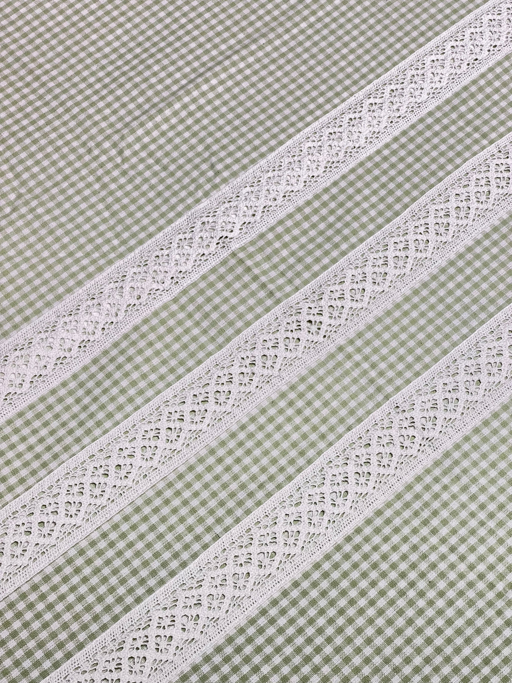 King Size Lace Bedsheet
