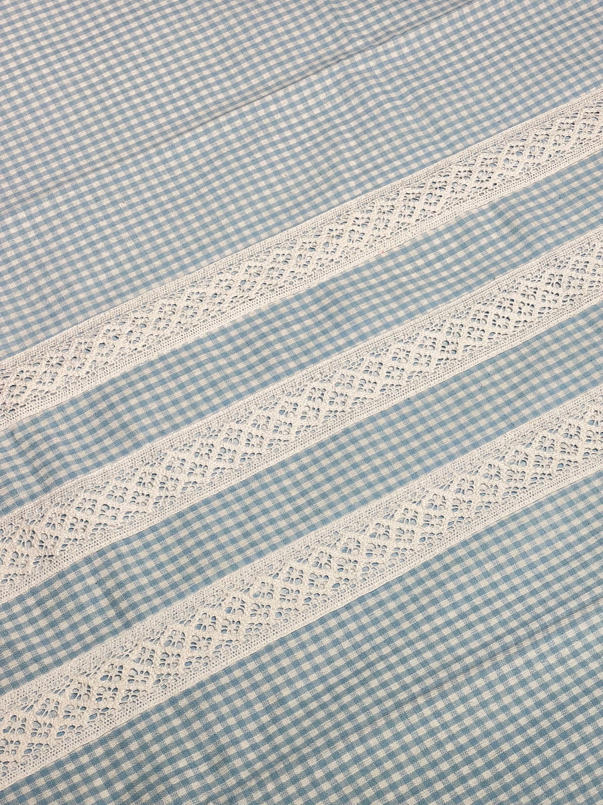 King Size Lace Bedsheet