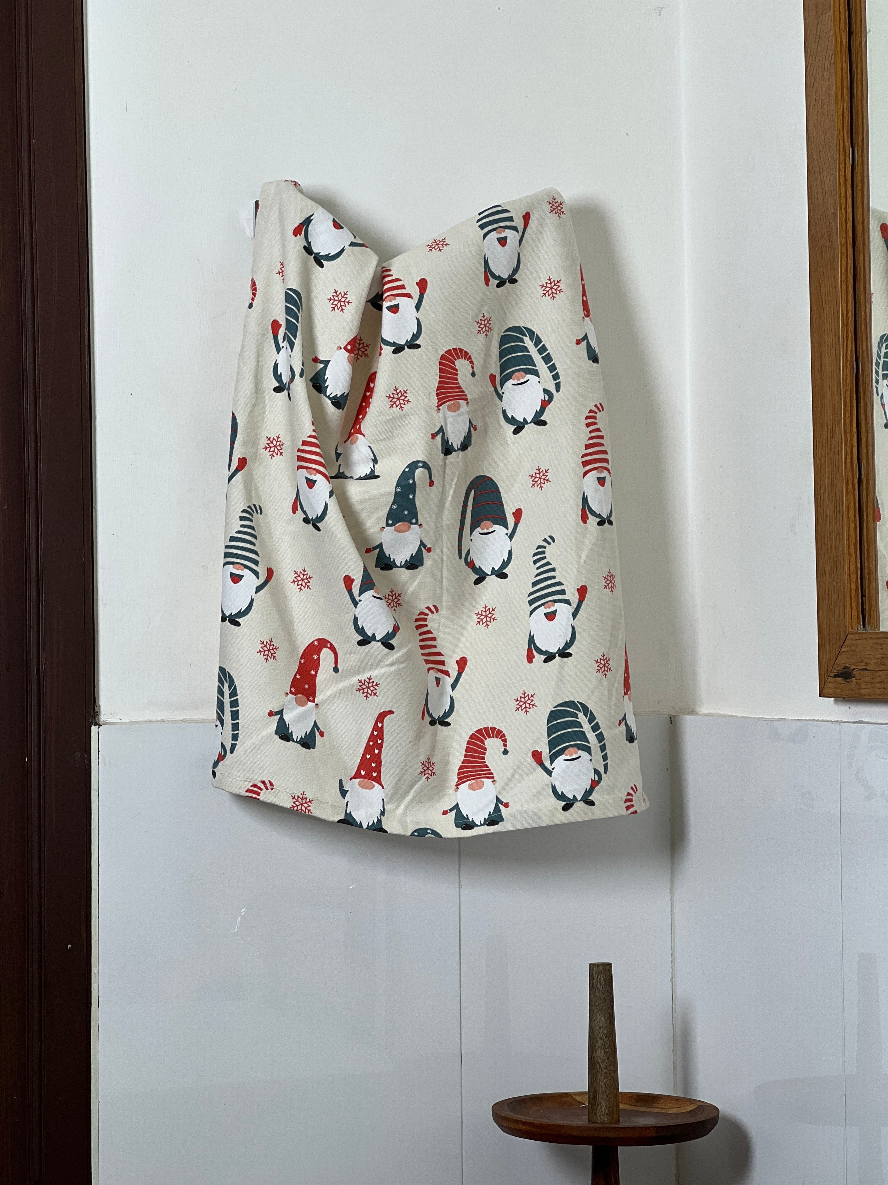 Xmas Theme Hand Towels