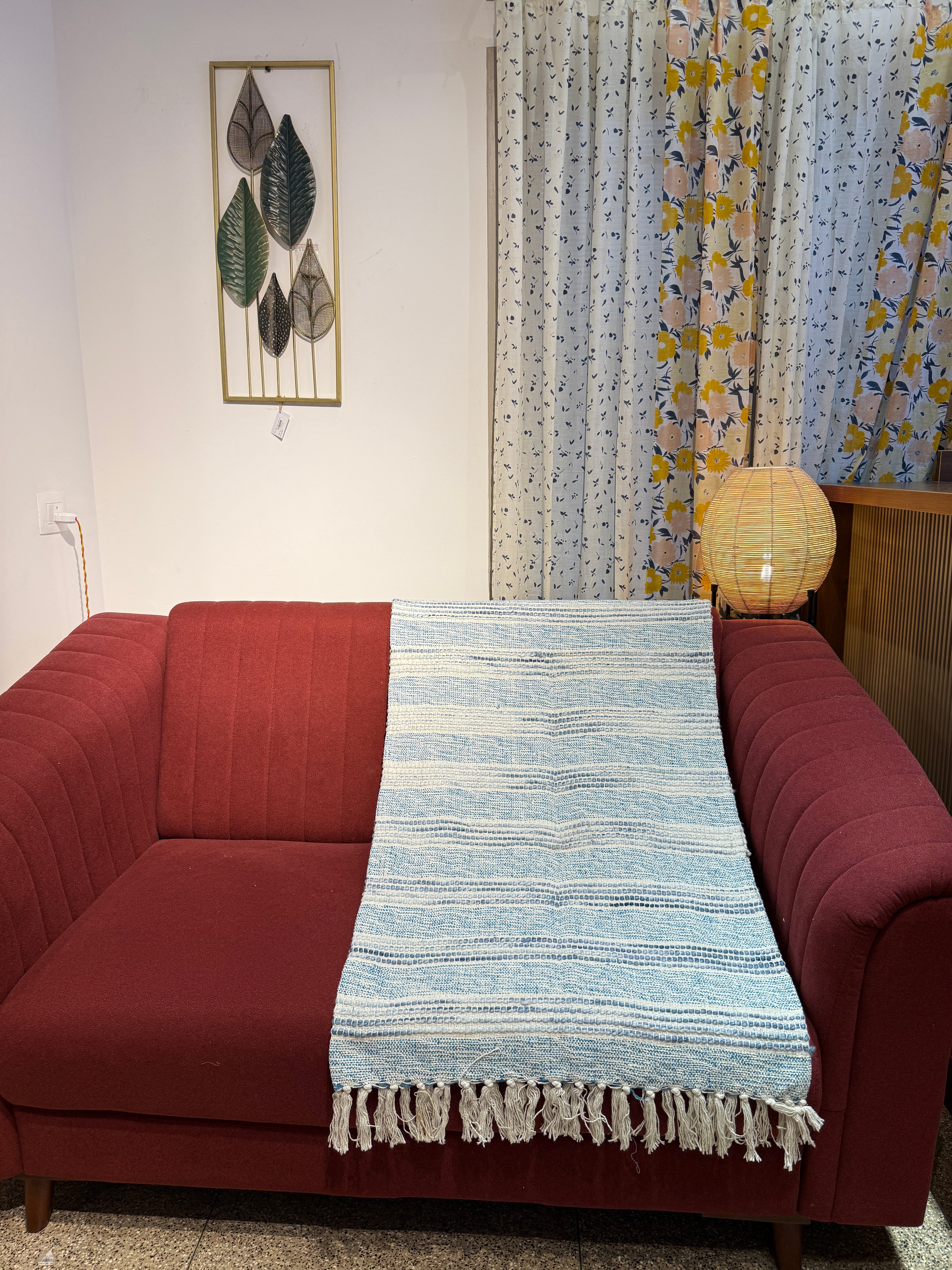 SOFA THROW BLUE AND WHITE