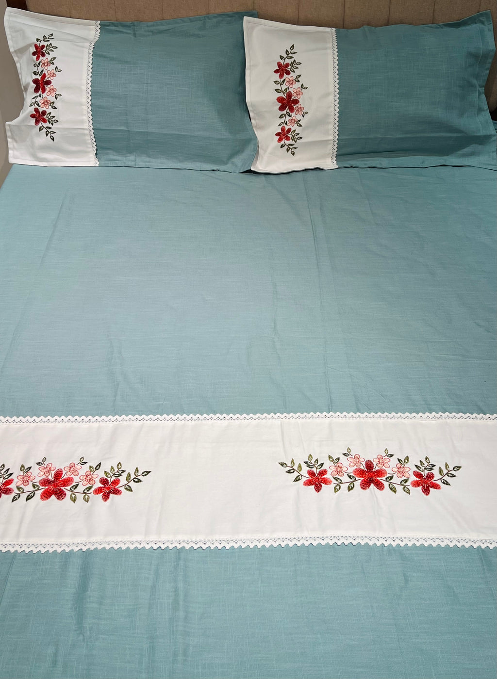 King Size Embroidered Bedsheets