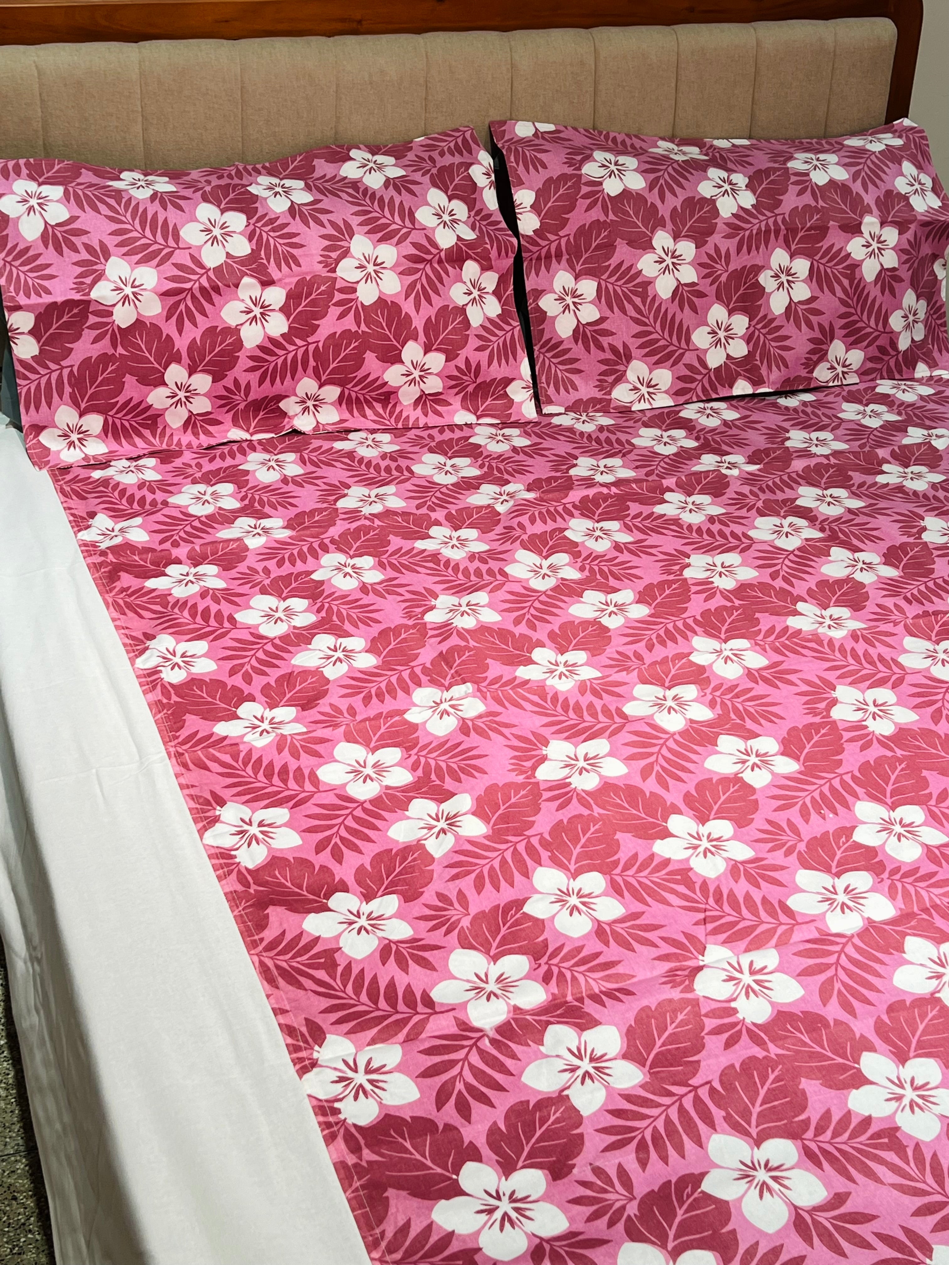 Queen Size Border Bedsheets