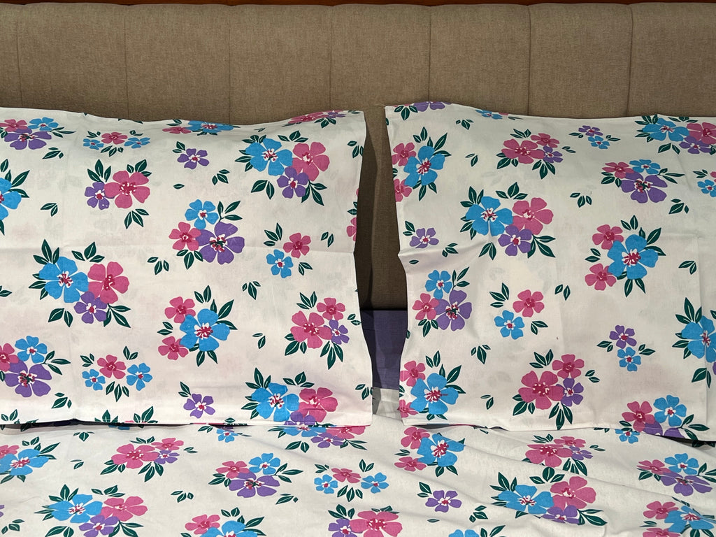 Queen size Border Bedsheets