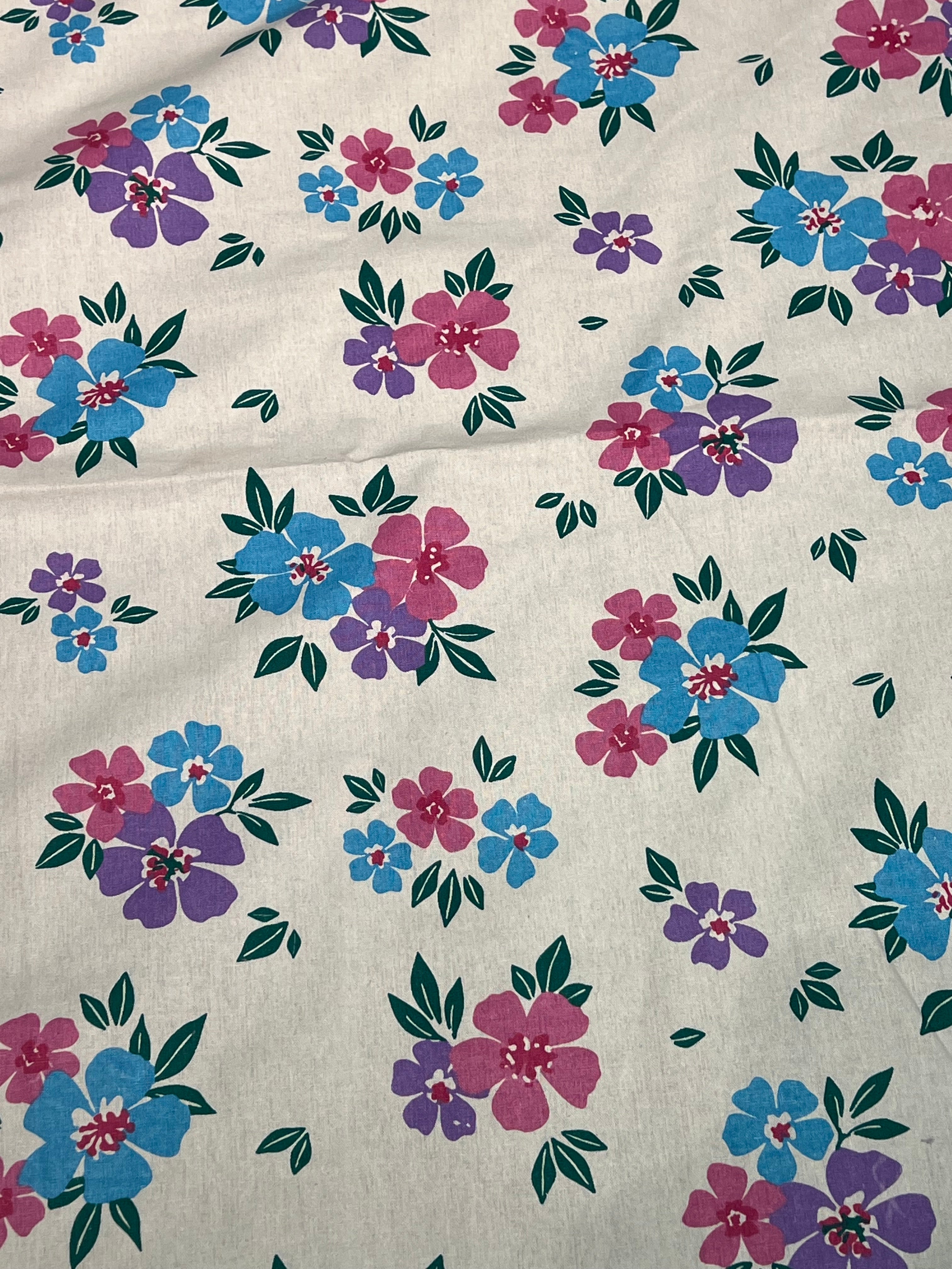 Queen size Border Bedsheets