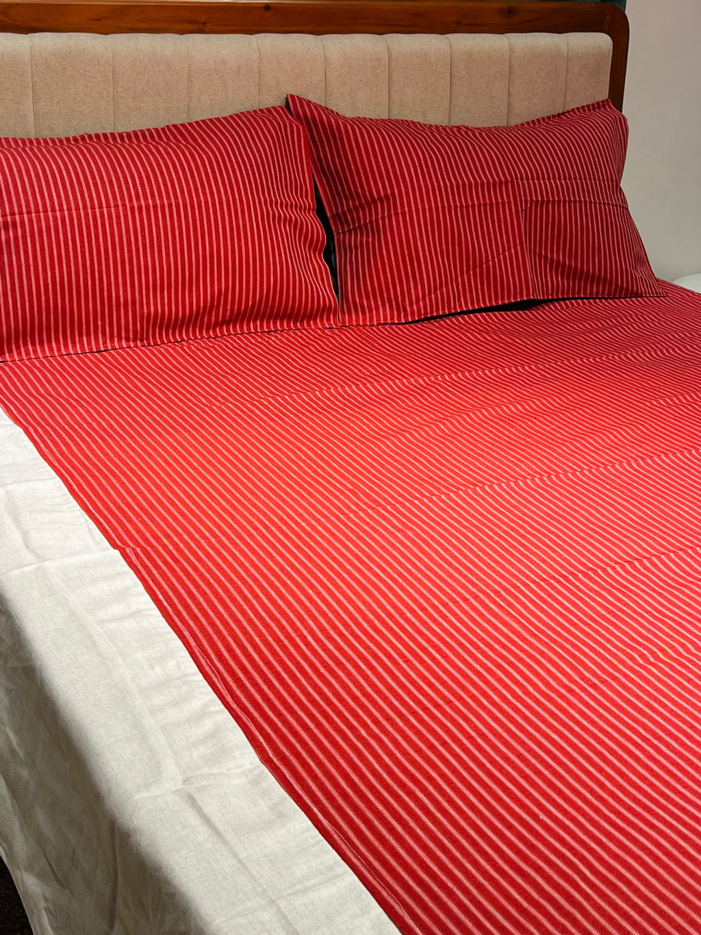 Queen Size Border Bedsheets