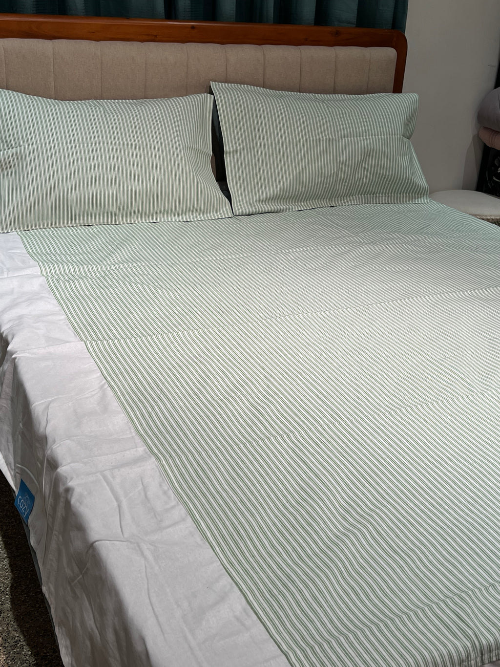 Queen Size Border Bedsheets