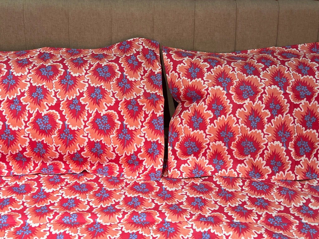 Queen Size Border Bedsheets