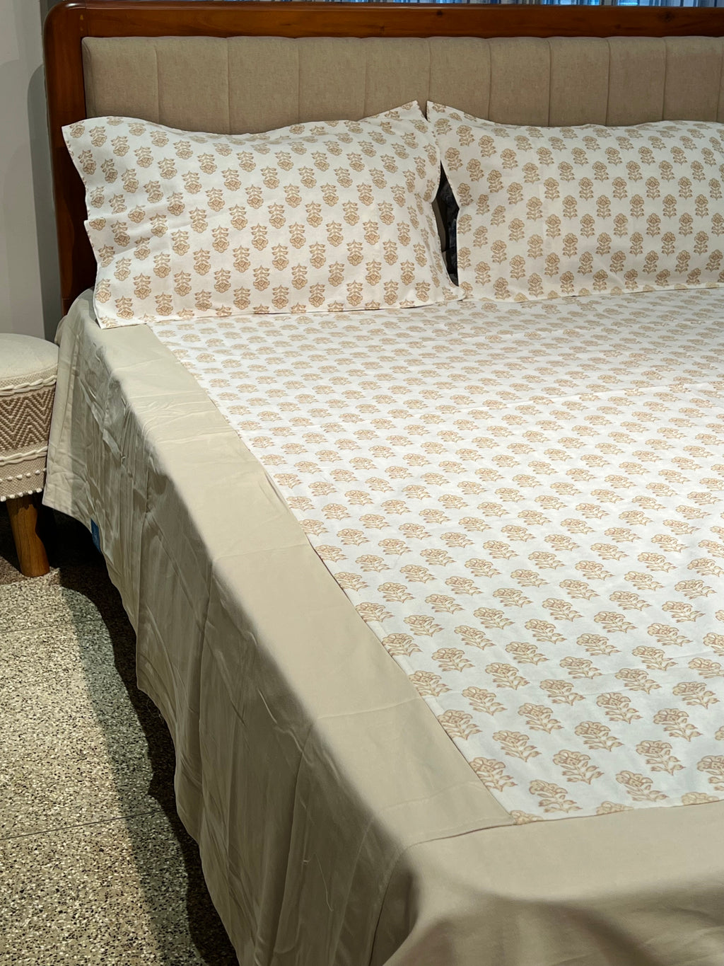 King Size Border Bedsheets