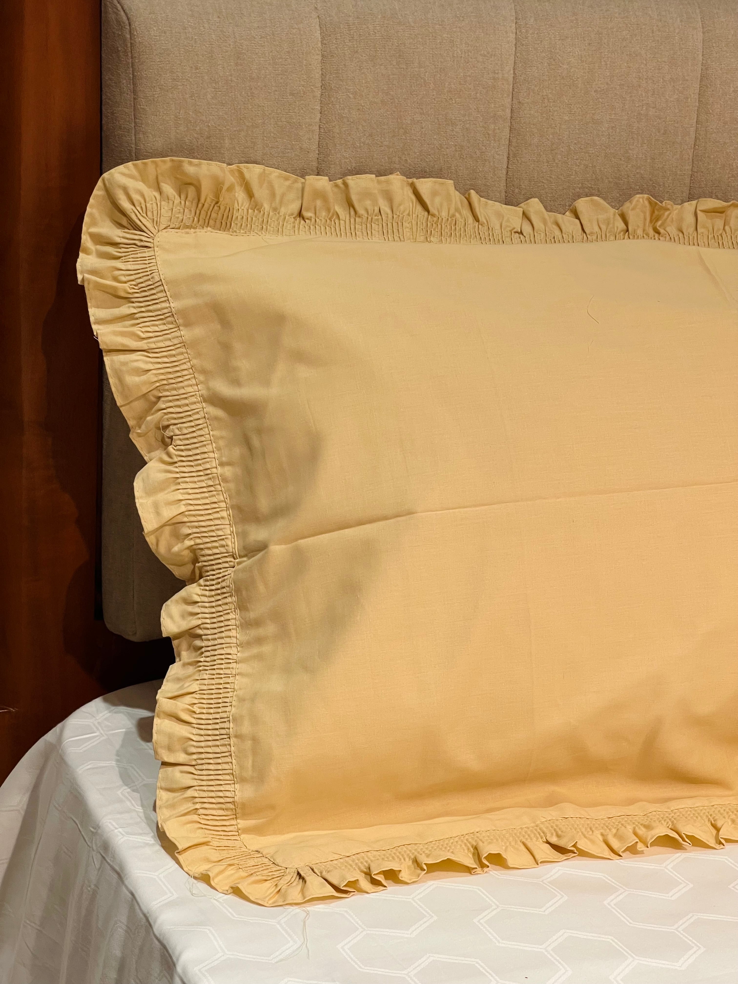 Frill Pillow Cover