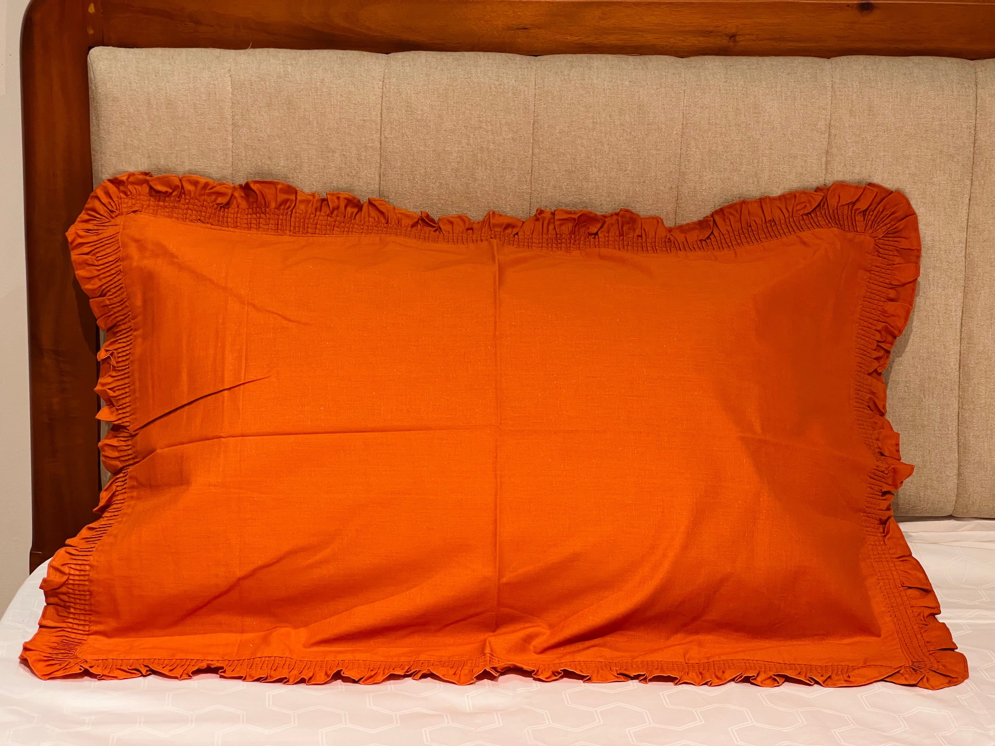 Frill Pillow Cover