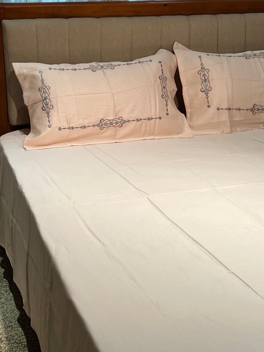 King Size Plain Bedsheet