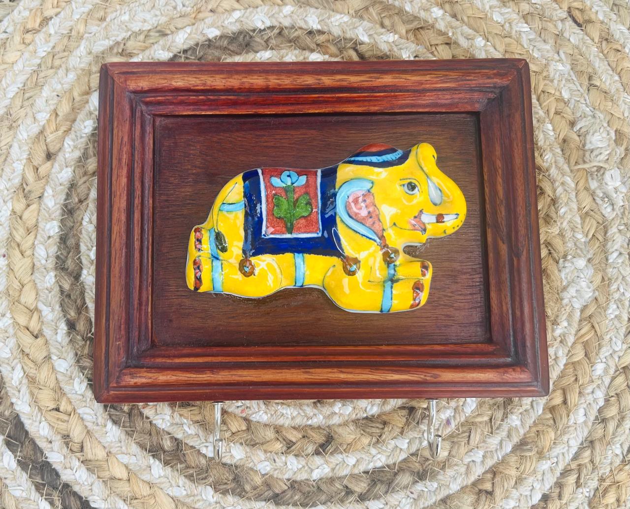 WOODEN WALL HANGING