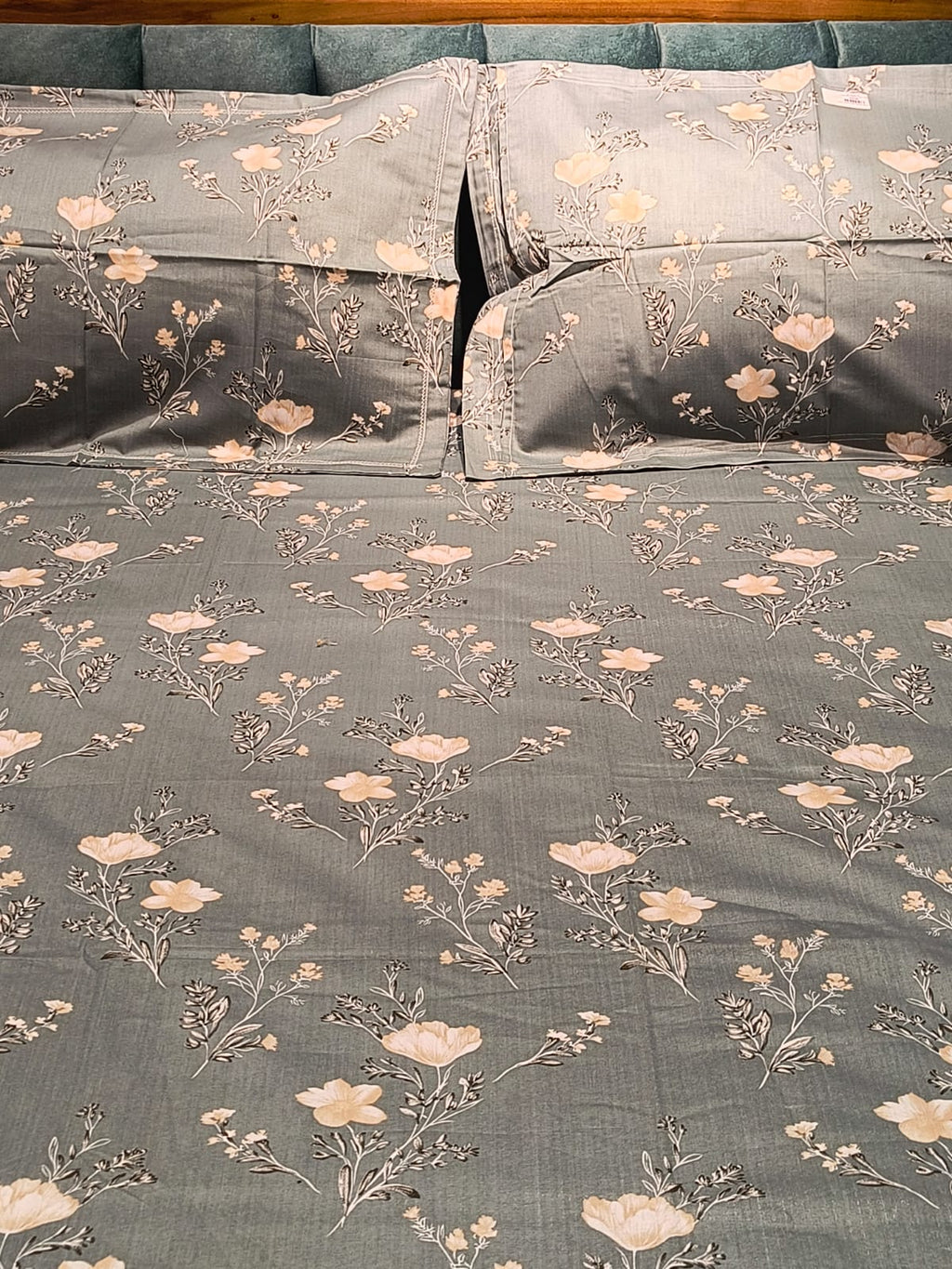 Soft Cotton King Size Bedsheet Set