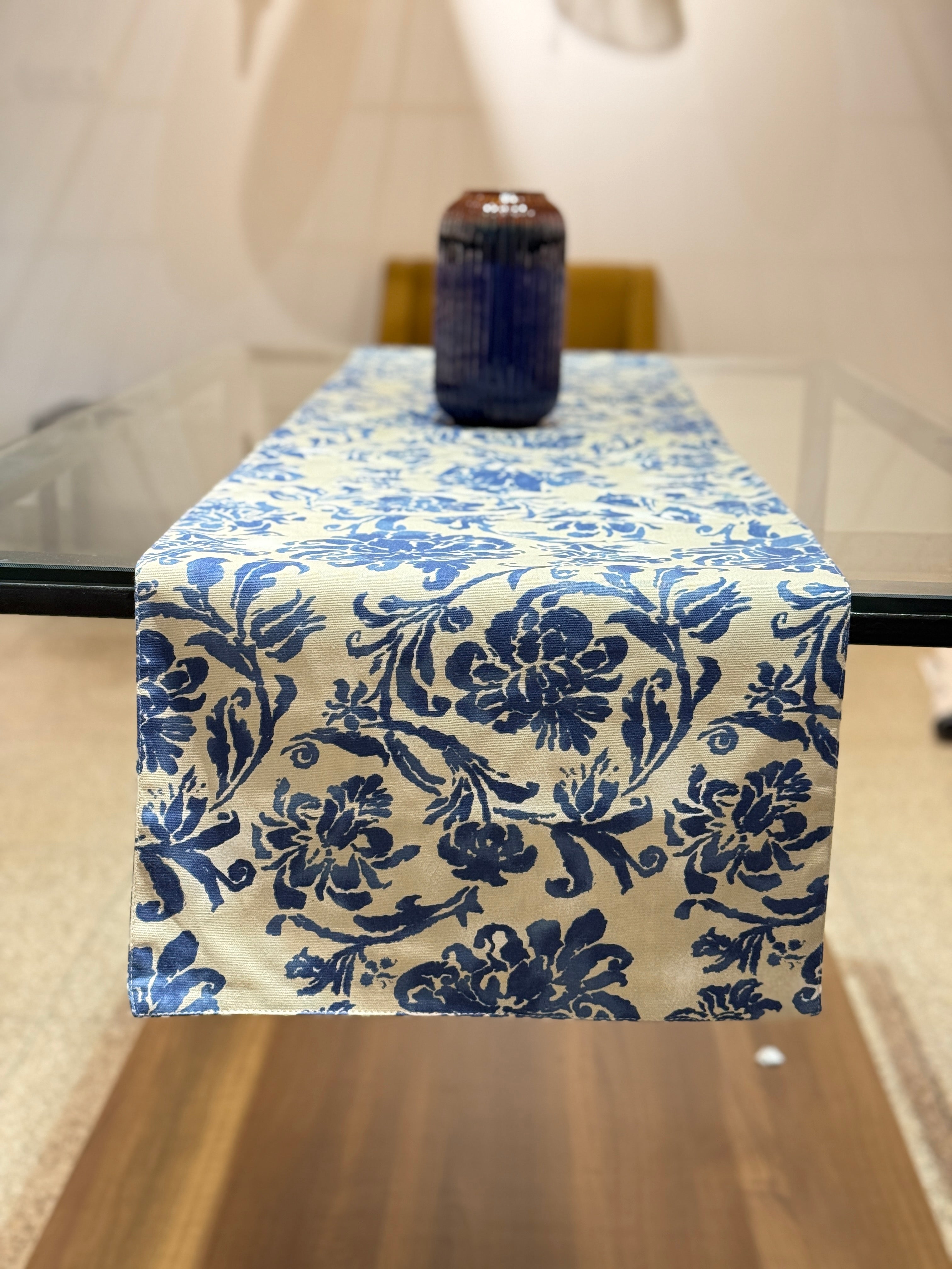 Table Runner Beige & Blue